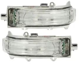 toyota-auris-corolla-migacze-boczne-w-lusterku-l-p