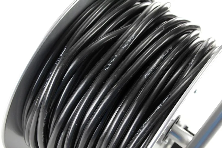 kabel-zasilajacy-kd-50-m-waga-z-opakowaniem-10-kg-certyfikat-ce