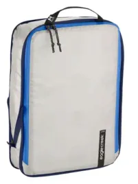eagle-creek-isolate-structured-folder-l-blue