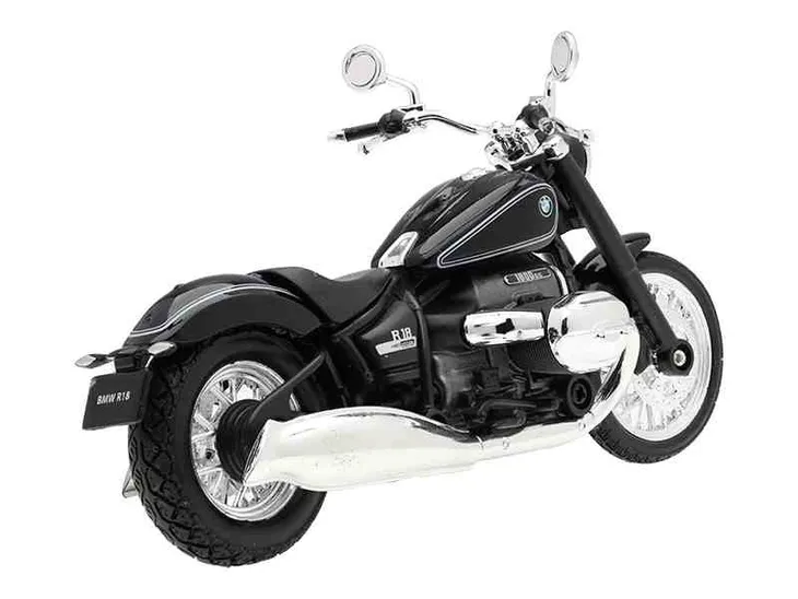 model-1-18-bmw-r18-czarny-model-r18