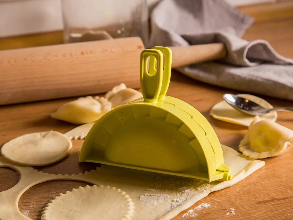 foremka-skladana-do-pierogow-practic