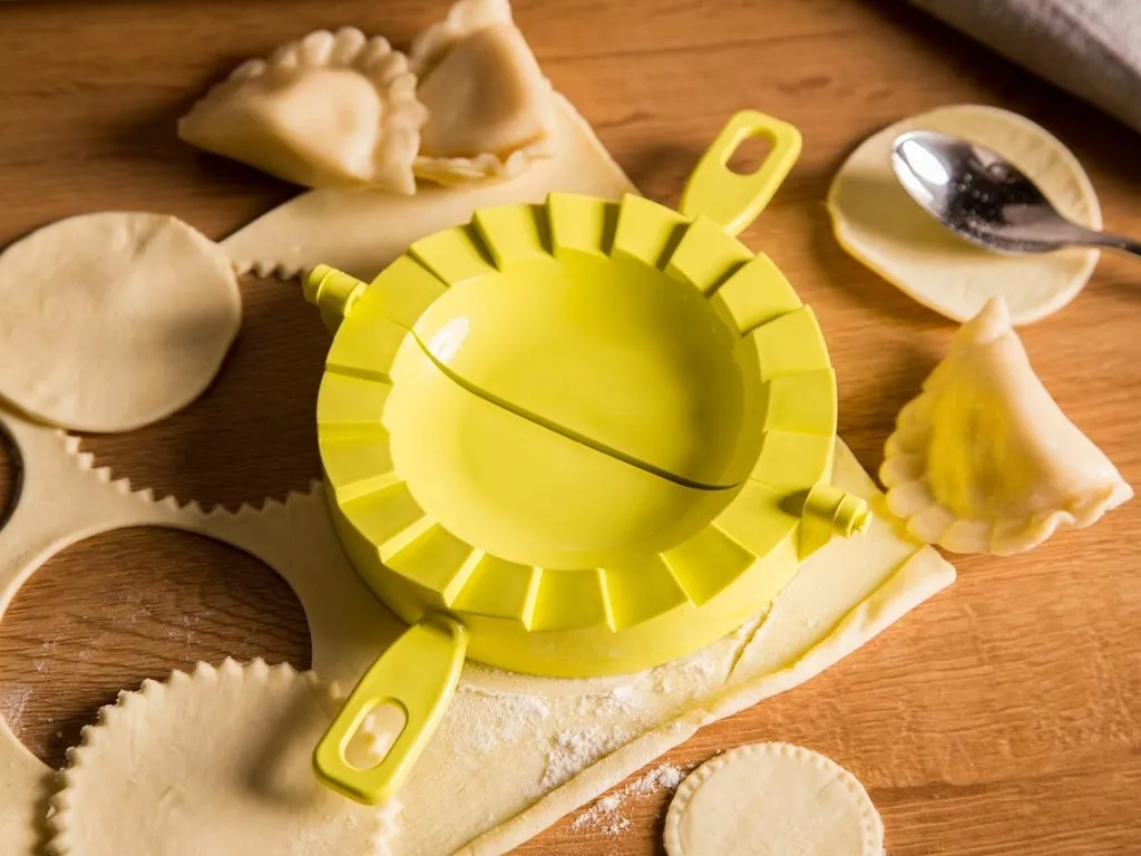 foremka-skladana-do-pierogow-practic