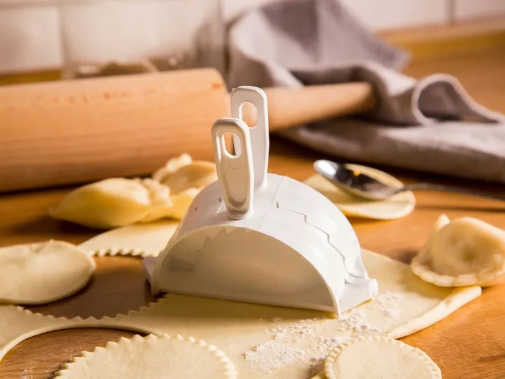 foremka-skladana-do-pierogow-practic-waga-z-opakowaniem-0-3-kg-liczba-sztuk-w-zestawie-1-szt