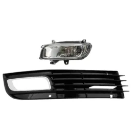audi-a8-d3-2009-2010-atrapa-kratka-halogenu-lampa-przeciwmgielna-prawa