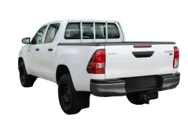 zabudowa-paki-roleta-na-pake-toyota-hilux-dlx-z-kratka