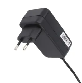 wtyczkowy-zasilacz-impulsowy-wertykalny-6v-1a-6w-bialy-adapter-gniazdo