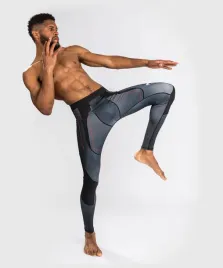 legginsy-sportowe-meskie-venum-okinawa-3-0-czarne-czerwone-r-xl