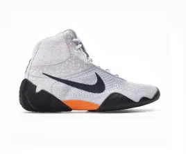buty-zapasnicze-nike-tawa-se-szare-pomaranczowe-przyczepna-podeszwa-r-425