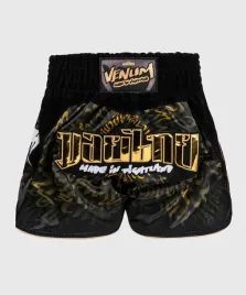 spodenki-tajskie-muay-thai-venum-attack-lekkie-elastyczne-czarne-zlote-r-m