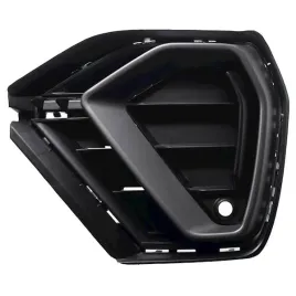 audi-q3-83a-s-line-2018-atrapa-zderzaka-szara-listwa-prawa-83g-853-682-a