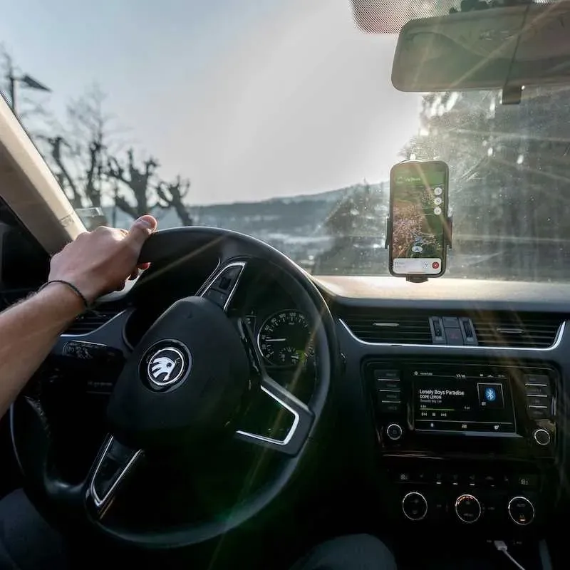 spacecase-uchwyt-samochodowy-do-deski-windshield-sc01-black-do-telefonow