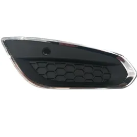 volvo-s60-2010-2013-atrapa-zderzka-z-chromowana-ramka-prawa-pod-czujnik