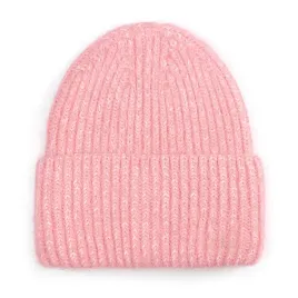 czapka-beanie-damska-welniana-welna-zimowa-na-zime-60percent-angora-brzoskwinia