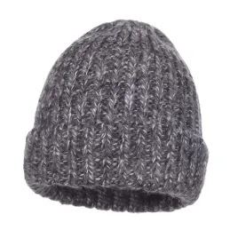 czapka-damska-zimowa-na-zime-angora-8percent-welna-5percent-welniana-szara