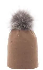 czapka-damska-zimowa-z-pomponem-ocieplana-karmelowa-pompon-futro-majka