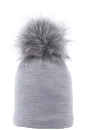 czapka-damska-zimowa-z-pomponem-ocieplana-szara-pompon-futro-majka