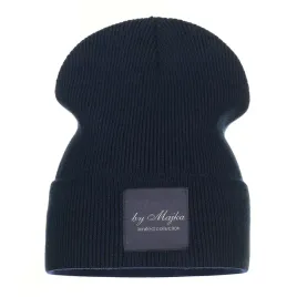 czapka-damska-beanie-zimowa-granatowa-majka