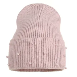 czapka-damska-kobieca-beanie-perelki-wywijana-ciepla-jesienna-rozowa