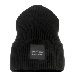 czapka-damska-beanie-zimowa-czarna-majka