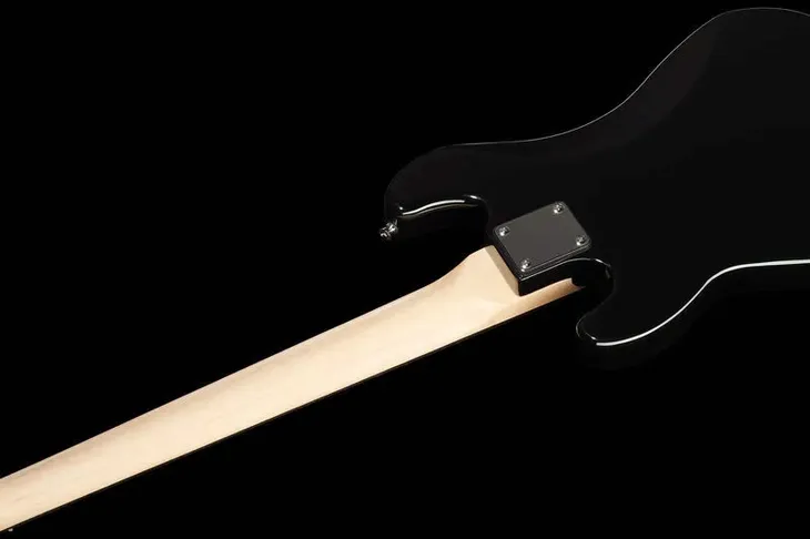 gitara-basowa-harley-benton-pb-shorty-bk-standard-series-stan-nowy-kod-producenta-4047371720843