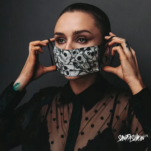 maseczki-miss-hyde-skulls