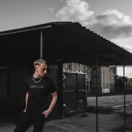 koszulka-holy-blvk-god-dog