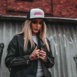 czapka-z-daszkiem-holy-blvk-fuck-god-trucker