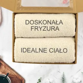 komplet-recznikow-z-haftem-dla-niej