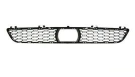 kratka-srodkowa-w-zderzak-bmw-5-g30-17-20-m-pakiet-z-aktywnym-tempomatem