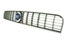 atrapa-chlodnicy-grill-fiat-grande-punto-05-