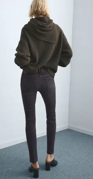 szare-skinny-jeans-mango-34-stan-nowy