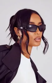 czarne-grube-okulary-przeciwsloneczne-prettylittlething-uniwersalny