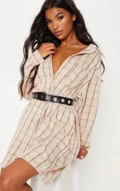 czarny-pasek-z-duzymi-oczkami-prettylittlething-90