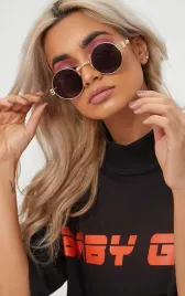 czarne-okragle-okulary-przeciwsloneczne-prettylittlething-uniwersalny