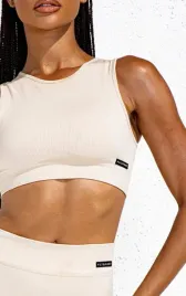 kremowy-bezszwowy-top-sportowy-prettylittlething-s