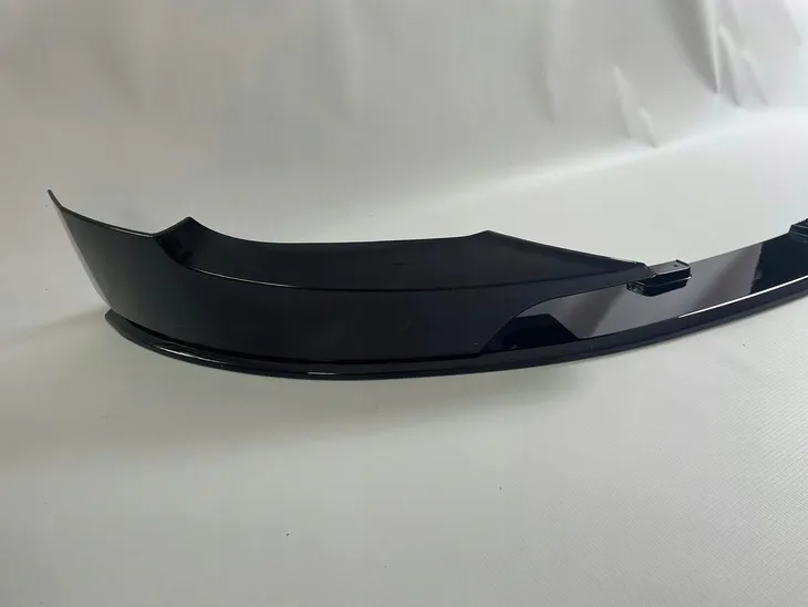 bmw-e92-e93-przedni-spliter-spoiler-m-performance-2009-2012-czarny-polysk-stan-nowy-strona-zabudowy-przod