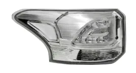 mitsubishi-outlander-2013-lampa-tylna-lewa-led-8330a789-z-listwa-zarowkowa