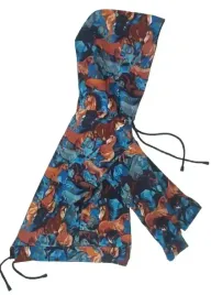 bluza-malowane-galopujace-konie-na-niebieskim-rozmiar-98