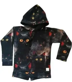 bluza-koty-na-czarnym-rozmiar-152