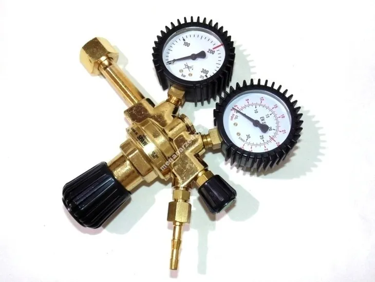 reduktor-argon-co2-maxy-stan-nowy-marka-ideal