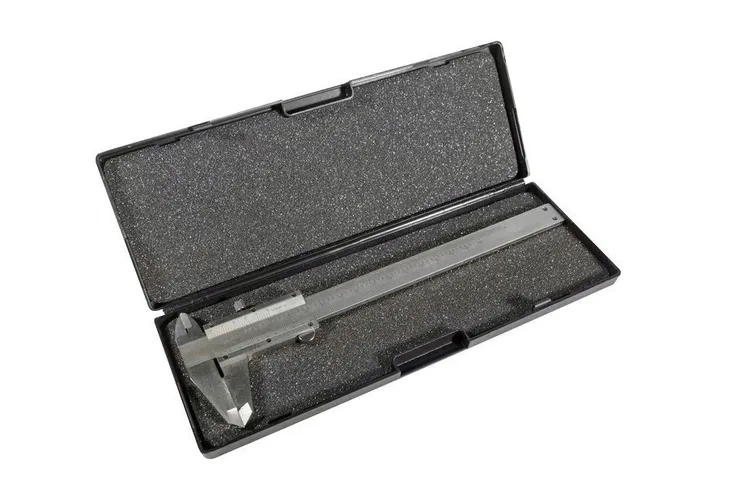 suwmiarka-150mm-0-02mm-stan-nowy
