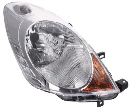 nissan-note-e11-reflektor-lampa-przednia-prawa
