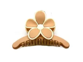 duza-spinka-klamra-plastikowa-kwiatek-matowa-bezowo-bialy-10cm