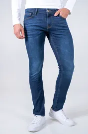 guess-meskie-jeansy-rurki-wcierane-w-niebieskim-kolorze-28-32-gga