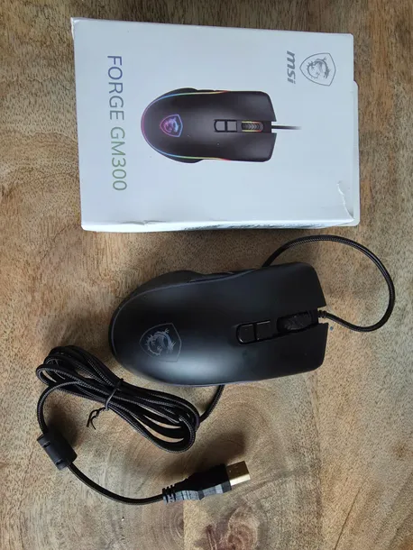 mysz-msi-forge-gm300-profil-myszy-praworeczna