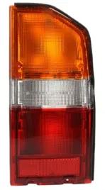 suzuki-vitara-samurai-lampa-tylna-prawa