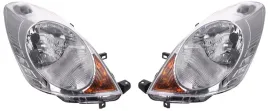 nissan-note-e11-06-09-reflektory-przednie-lewy-pra