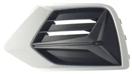 audi-q3-83a-2018-atrapa-przednia-zderzaka-lewa-z-ramka-chrom-83a807671