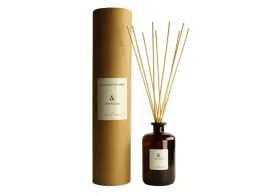 the-olphactory-cedar-and-oud-fragrance-sticks-aroma-reed-diffuser-500-ml