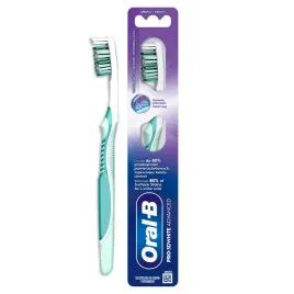 szczoteczka-do-zebow-manualna-oral-b-pro-3d-white-advanced
